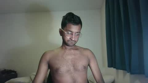 Snapshot of alvin_miler chatting on 12-14-25, 04:01 alvin miler online show from 12-14-25, 04:01