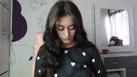 Snapshot of aly_foxx chatting on 02-18-25, 03:10 Aly foxx online show from 02-18-25, 03:10