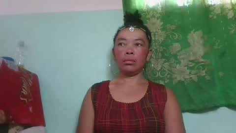 Snapshot of alypierette chatting on 11-17-25, 05:35 alypierette online show from 11-17-25, 05:35