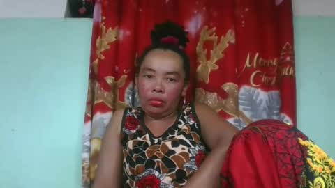 Snapshot of alypierette chatting on 11-23-25, 06:41 alypierette online show from 11-23-25, 06:41