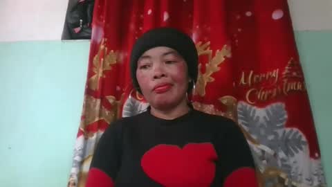 Snapshot of alypierette chatting on 12-03-25, 03:36 alypierette online show from 12-03-25, 03:36