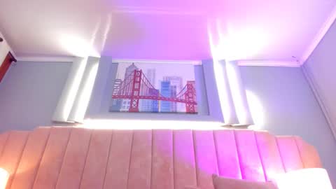 Alys  online show from 10-23-25, 04:12