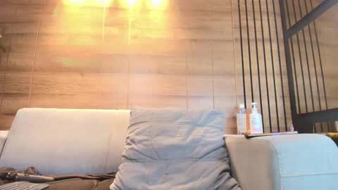 Snapshot of alys_molly chatting on 03-28-26, 10:59 sopie online show from 03-28-26, 10:59