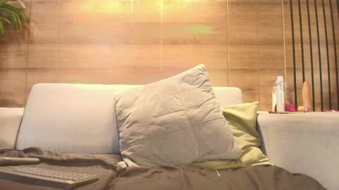 Snapshot of alys_molly chatting on 04-05-26, 11:07 sopie online show from 04-05-26, 11:07