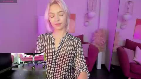 Alysia online show from 09-14-25, 02:16