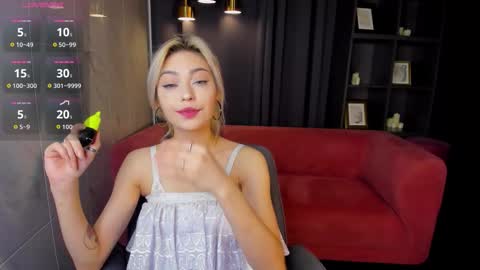 Alysia online show from 10-30-25, 02:40