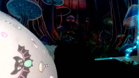 alyssaarcane online show from 12-22-25, 03:36