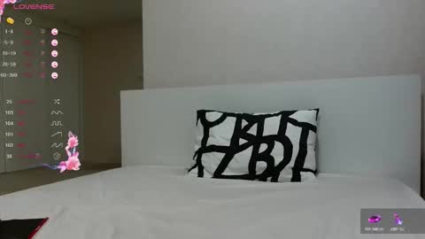 Alyssa sporty online show from 12-16-25, 06:24