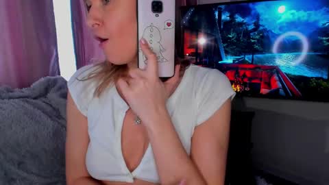 Alyssa  I will be online December 2 at 2000 UTC  online show from 03-07-25, 08:56