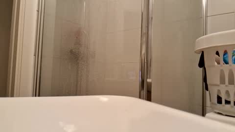 amadeusz online show from 01-27-25, 07:13