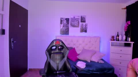 B I A N C A online show from 01-06-25, 07:52