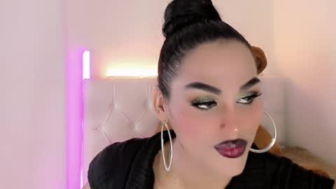 amal_baddel_ online show from 01-17-26, 06:33