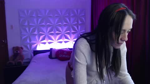 Snapshot of amalett chatting on 10-08-25, 01:20 Amalett online show from 10-08-25, 01:20