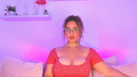 Snapshot of amalia_bennet chatting on 02-19-25, 07:27 amalia bennet online show from 02-19-25, 07:27