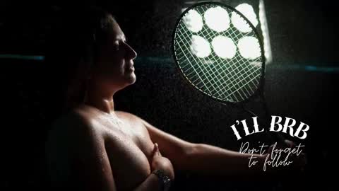 Amalia Im Back See you soon this January 7 at 10 pm Colombia time online show from 09-21-25, 01:29