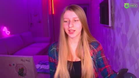 Snapshot of amaliaqueen999 chatting on 12-14-24, 02:10 Amalia online show from 12-14-24, 02:10