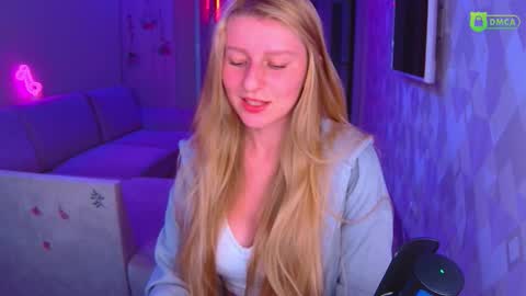 Snapshot of amaliaqueen999 chatting on 11-07-25, 01:55 Amalia online show from 11-07-25, 01:55