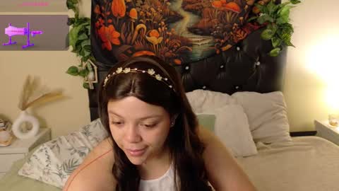         online show from 10-12-25, 01:21