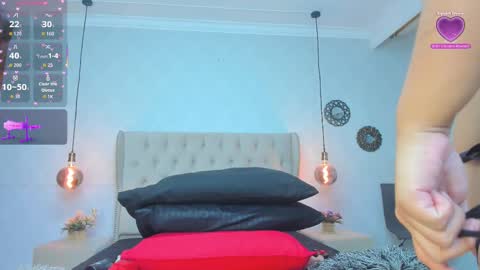 Snapshot of amanda29_ chatting on 11-04-25, 08:08 amanda29_ online show from 11-04-25, 08:08