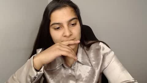 Snapshot of amanda5star chatting on 01-24-25, 07:18 The queen of the biceps online show from 01-24-25, 07:18