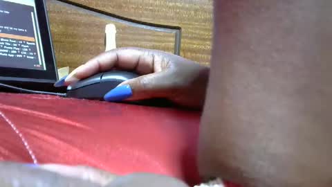 amanda_01_ online show from 12-26-24, 09:58