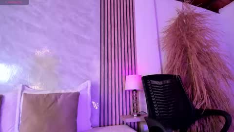 Luisa online show from 10-31-25, 12:55