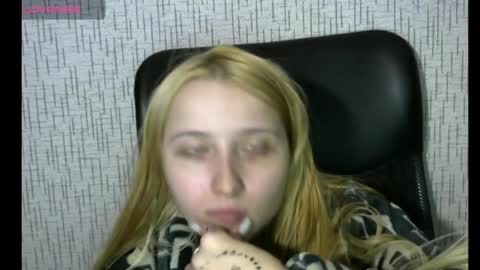 Snapshot of amanda_sherr chatting on 12-30-24, 02:42 Amanda online show from 12-30-24, 02:42