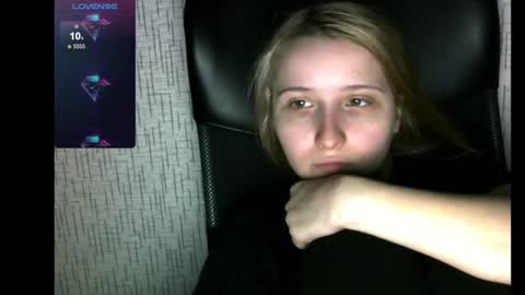 Snapshot of amanda_sherr chatting on 01-22-25, 11:43 Amanda online show from 01-22-25, 11:43