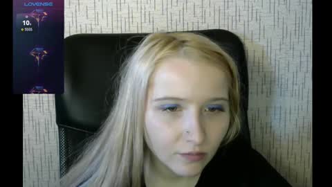 Snapshot of amanda_sherr chatting on 02-07-25, 01:11 Amanda online show from 02-07-25, 01:11