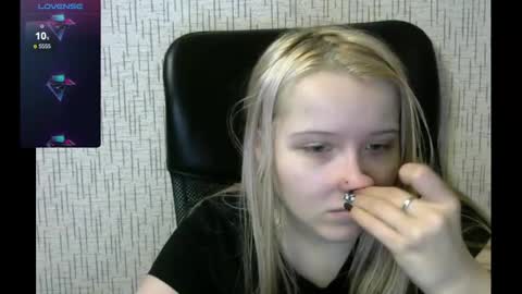 Snapshot of amanda_sherr chatting on 02-13-25, 03:56 Amanda online show from 02-13-25, 03:56