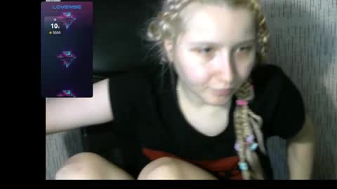 Snapshot of amanda_sherr chatting on 02-19-25, 02:34 Amanda online show from 02-19-25, 02:34