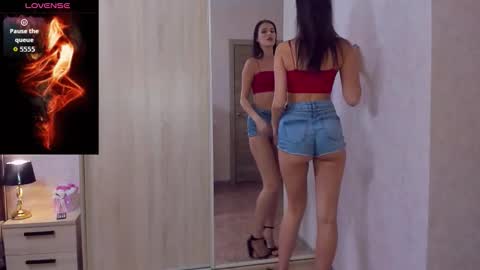 Snapshot of amandaair chatting on 09-22-25, 05:04 AmandaAir online show from 09-22-25, 05:04