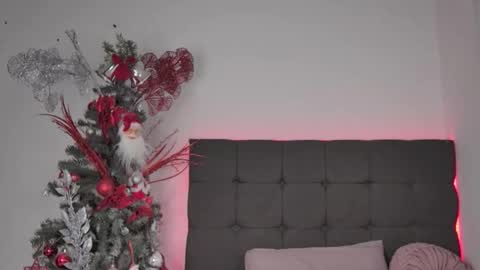 Amanda online show from 11-29-25, 01:08