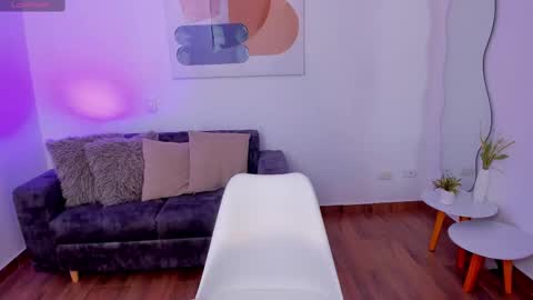 Amanda  online show from 10-19-25, 05:46