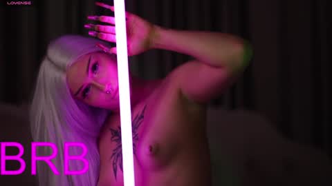 Amanda Farrell online show from 12-30-24, 12:31