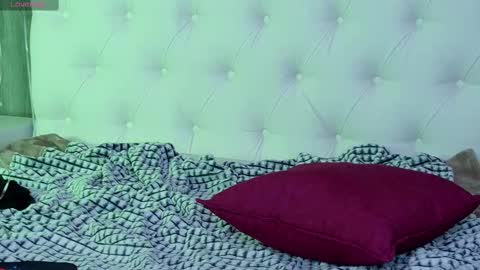 Amanda Farrell online show from 02-24-25, 12:16