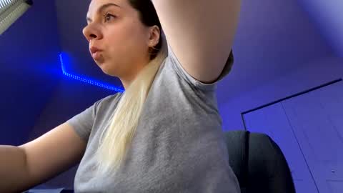 Amanda online show from 02-26-25, 11:15