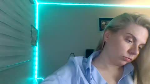 Amanda online show from 11-26-25, 08:59