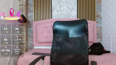 amara__hank online show from 12-19-25, 06:15