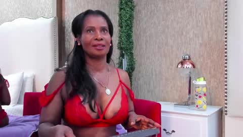 luna online show from 10-28-25, 11:25