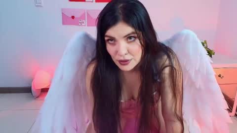 Amara Vega  online show from 02-15-25, 01:38