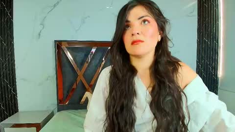 Amara Vega  online show from 09-13-25, 11:54