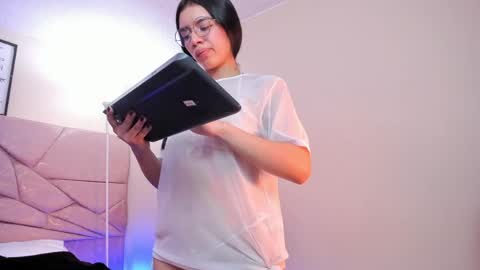 amara velle  online show from 04-01-26, 01:41