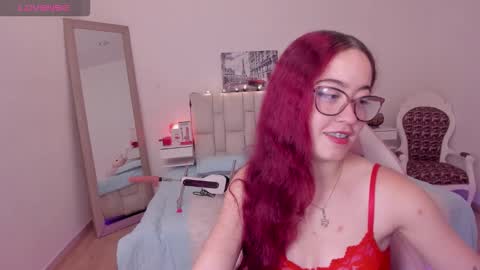 amaraa_couper1 online show from 02-15-26, 03:58