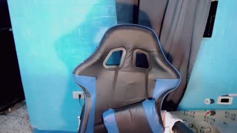 Snapshot of amarabellax chatting on 11-05-25, 12:43 BELLA online show from 11-05-25, 12:43