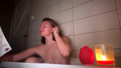 Amara Elise online show from 02-27-25, 06:20