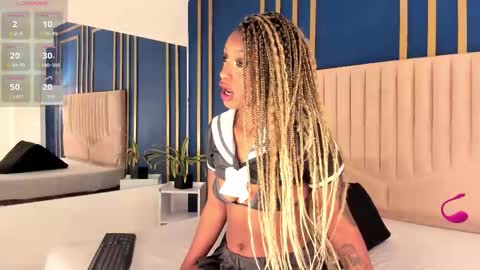 Snapshot of amarafierce chatting on 12-04-25, 11:19 Amara online show from 12-04-25, 11:19