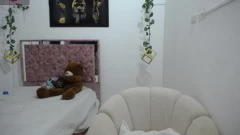 amaranta_roouse online show from 09-27-25, 12:21