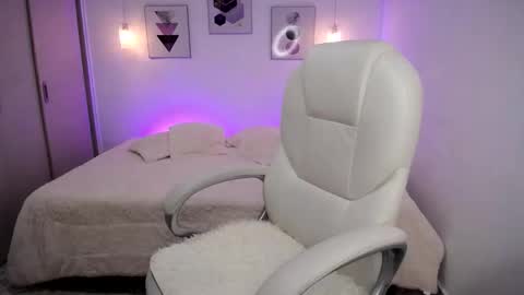 Amarantha online show from 10-23-25, 10:36