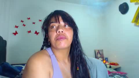 Snapshot of amararoberts08 chatting on 10-28-25, 01:09 Amara Julia online show from 10-28-25, 01:09